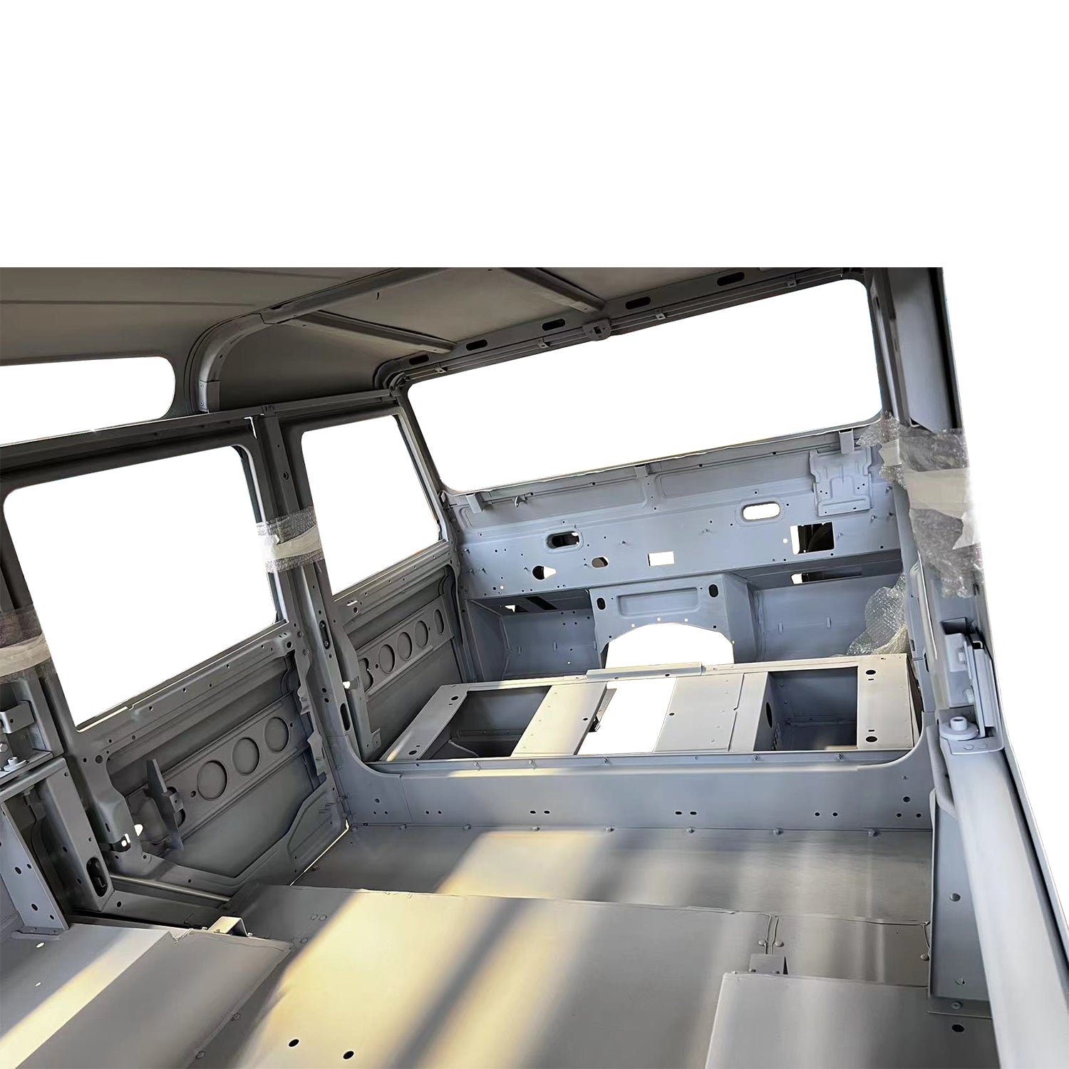 Replica Complete Cab with Doors with Primer Al+st LHD – for Land Rover Defender 110 (Steel) – view 5